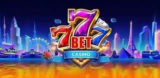 Online Poker Texas Hold'em ကတ်ဂိမ်း ကစားနေသောပုံ